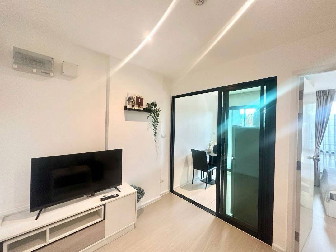 picture Condo for rent: iCondo Serithai Green Space (iCondo Serithai Green Space). Beautifully decorated, fully furnished, washing machine included - 6/9