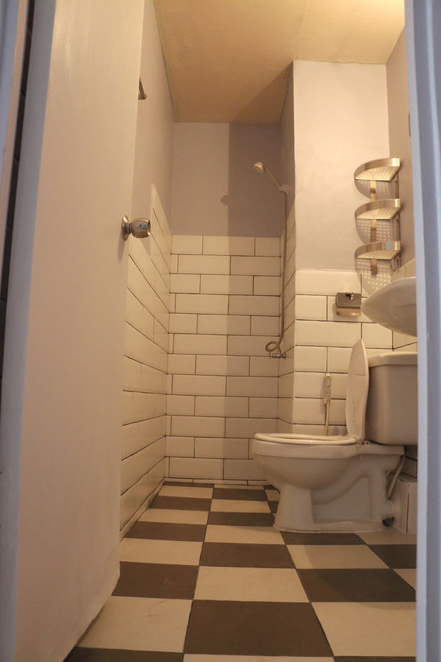 picture Nice Room with Affordable Price  (exactly as photos) - 3/5