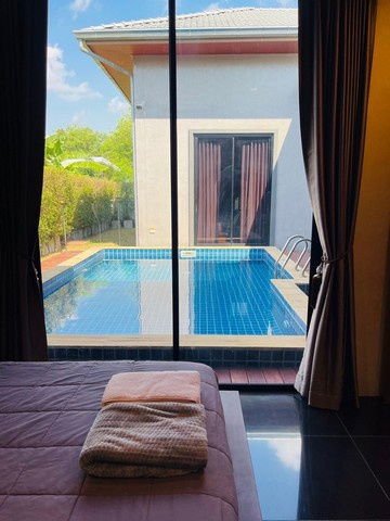 รูป  บ้านพูลวิลล่าสไตล์โมเดิร์นให้เช่า – ห้วยใหญ่ พัทยา 3 ห้องนอน | 3 ห้องน้ำตกแต่งสไตล์โมเดิร์น - รูปที่ 11/18