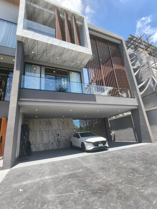 picture 3-storey villa with private elevator, Huai Yai, Pattaya - 24/24