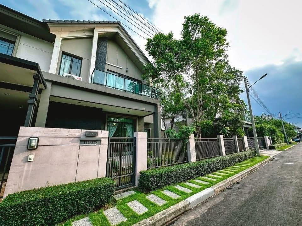 picture Single house for rent ✨ Bangkok Boulevard Rangsit ✨ 5 bedrooms, 3 bathrooms, fully furnished and equipped with appliances - 2/11