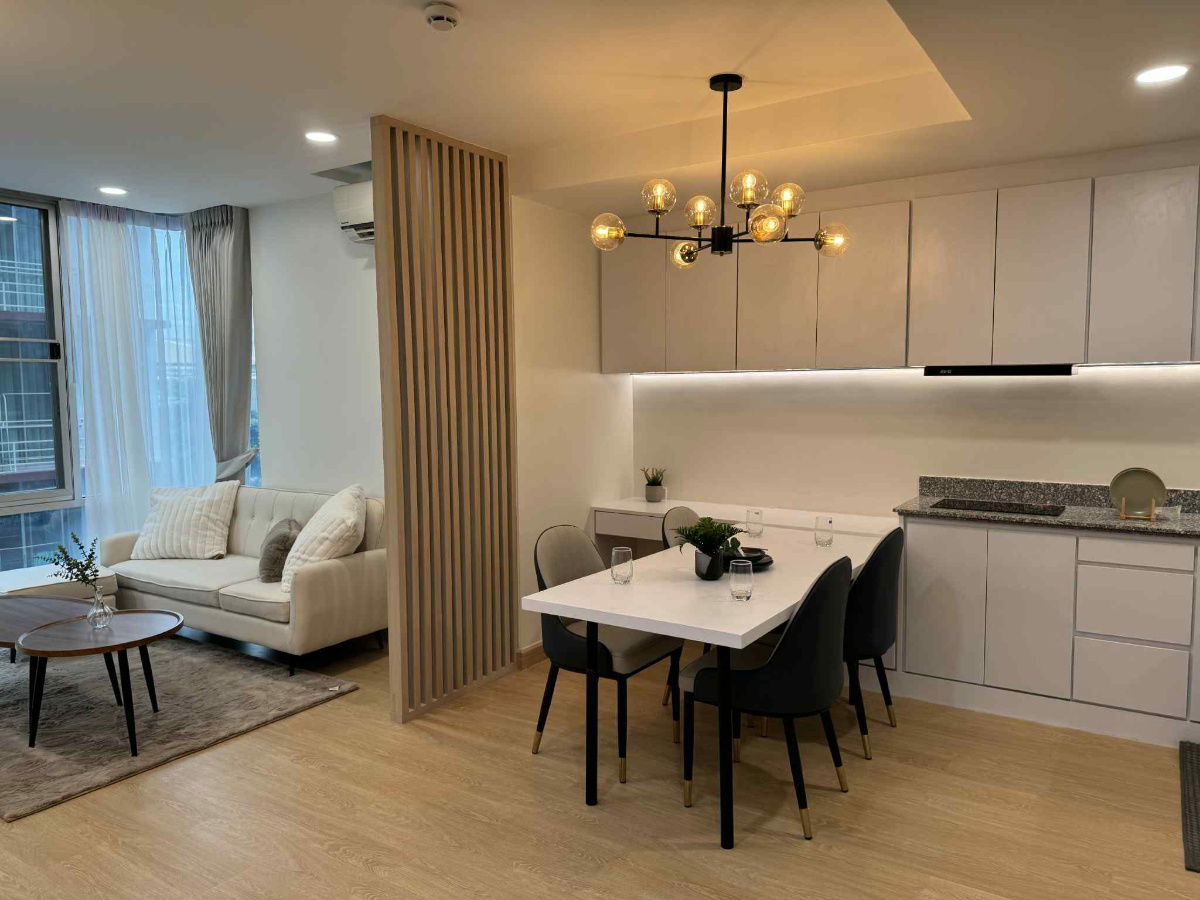 picture Newly renovated unit. with large room 46 sqm. The Iris Rama 9-Srinakkarin 2.49 MB. - 19/22