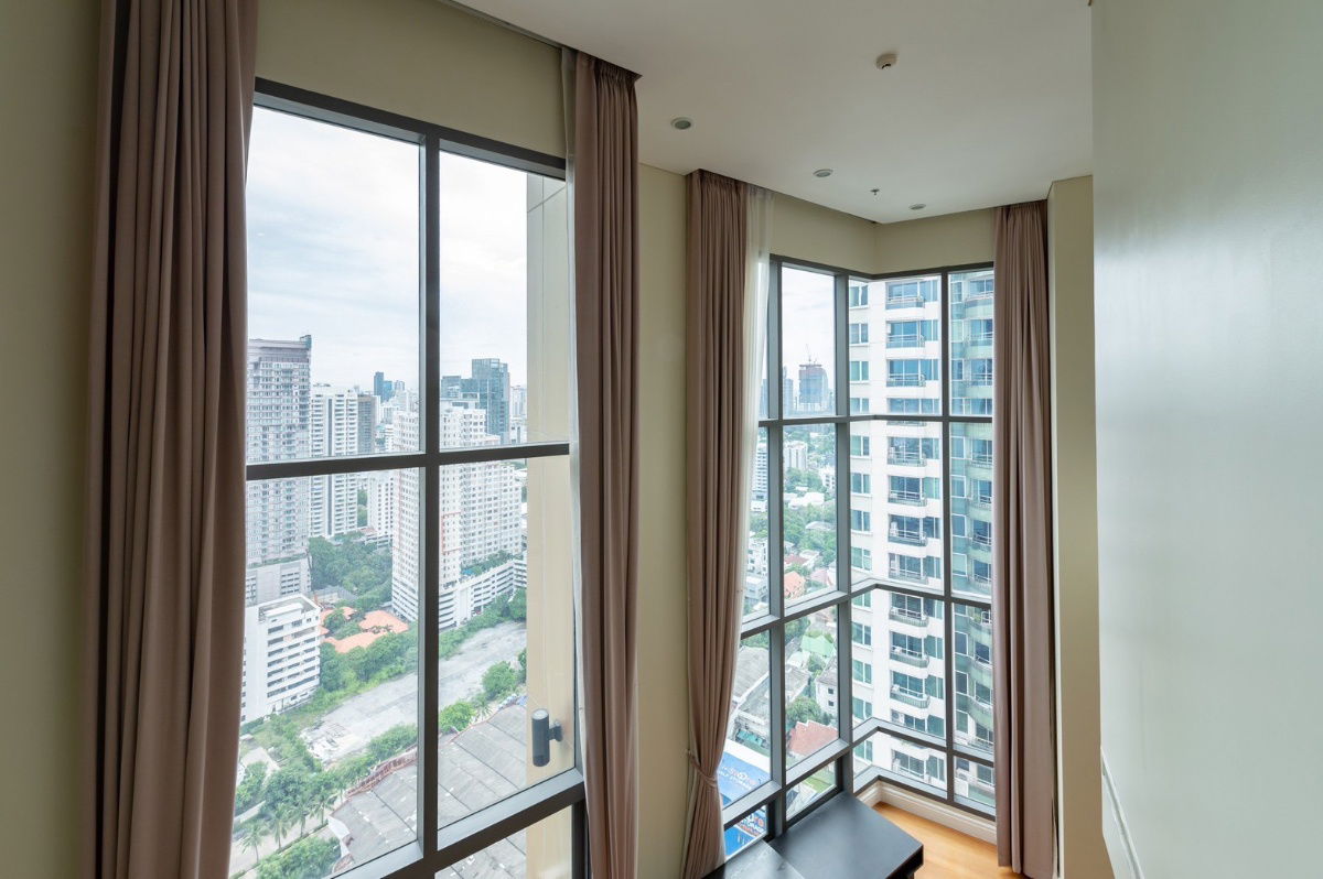picture Rare Unit | Bare Shell 3B3B, 178 sq.m., High Floor (20+), Ready for Your Custom Design - 15/19