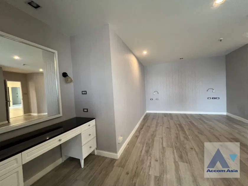 รูป 🔼🔽 AccomA 📩  2 BR Condominium @Fifty Fifth Tower (AA44599) - รูปที่ 8/13
