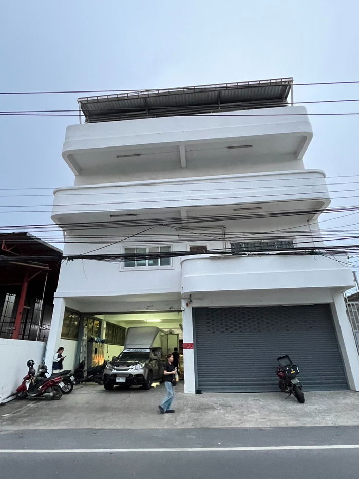 picture 4-Storey Office Building with Warehouse for Rent, Prime Location, On Nut 39 - 1/8
