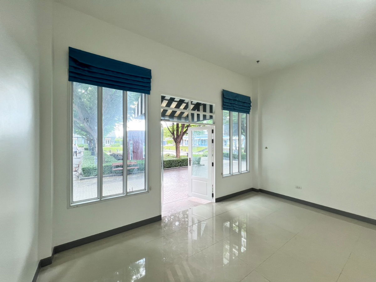 รูป ขายด่วน! ร้านค้าทำเลทองในคอนโดริมน้ำ Chapter One Modern Dutch - รูปที่ 8/17