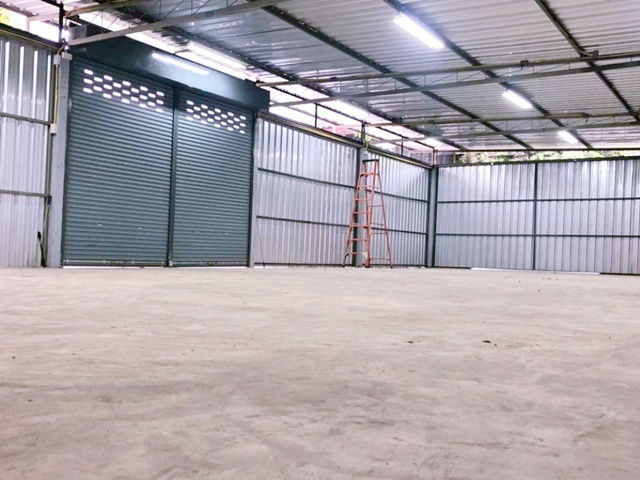 picture MRT LatPlaKhao. 900m. Warehouse factory with private parking 320 sq.. 80sqwa. RamInthra Prasertmanuk - 3/8