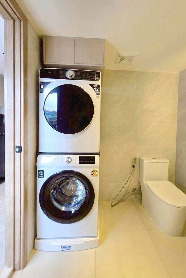 picture Condo for sale in a prime location: Srithana Condo 2, Huay Kaew, Nimmanhaemin. Tel. : 098-9690236 (Janny) - 11/13