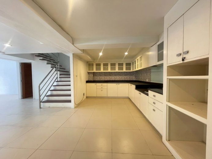 รูป ✨✨✨ขายด่วน! Home Office 106.2 ตร.ว.  🏢 หมู่บ้านลดาวัลย์ ศรีนครินทร์ (ซ.ศรีด่าน 14)  🚆 ติดถนนใหญ่ เดินเพียง 3 นาทีถึง MRT ศรีแบริ่ง - รูปที่ 13/21