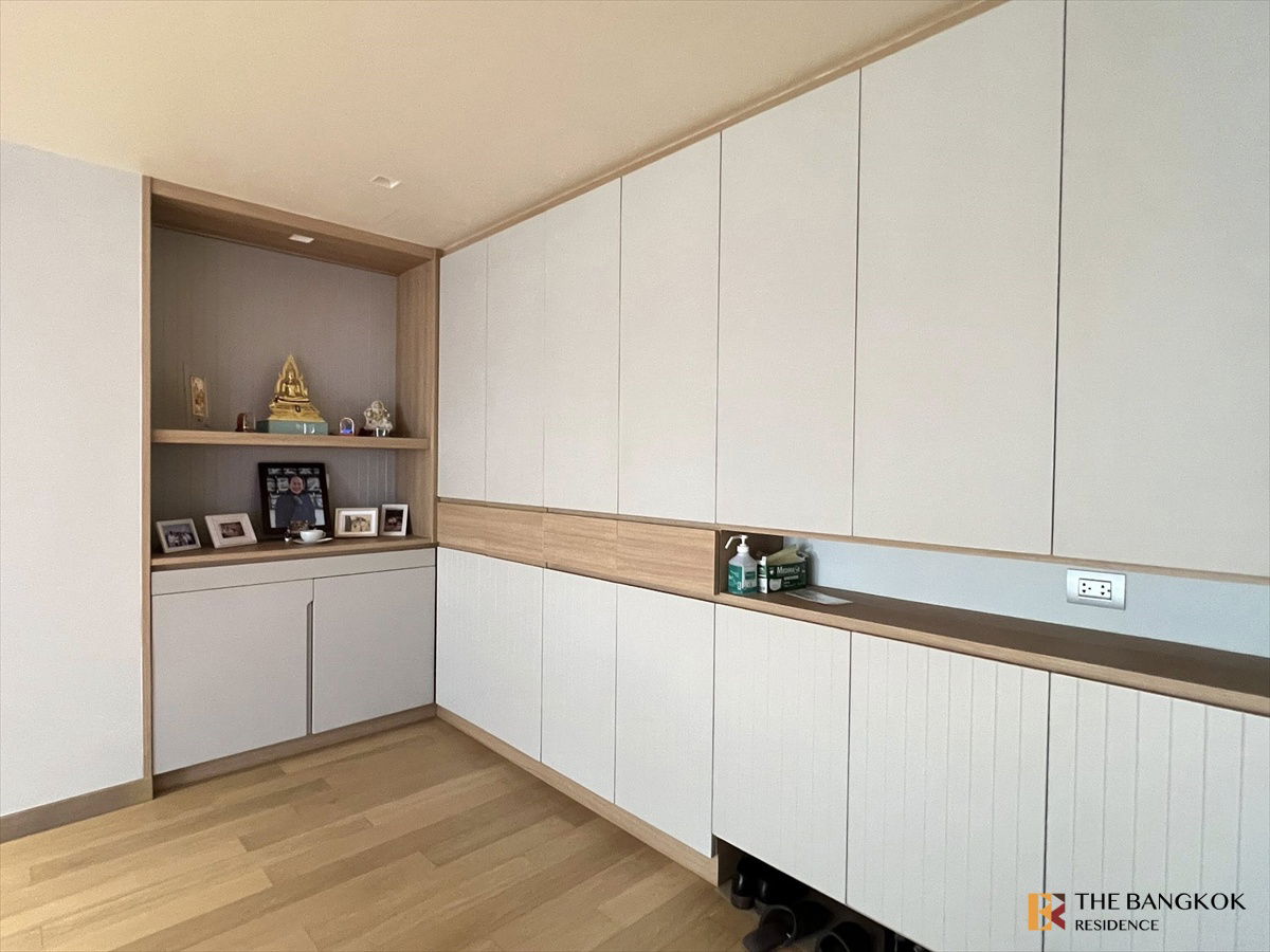 รูป 🏙️ Brand-New Renovation with Full Furniture,Supalai Place Sukhumvit 39 near BTS Phrom Phong - รูปที่ 9/12