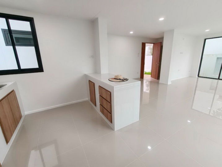 รูป ขายบ้านสร้างใหม่ Aileen2 – ตรงข้าม Global House เวียงกุมกาม ถูกกว่าหลังอื่นในระแวกเดียวกัน ไม่ต้องเสียเวลารอสร้าง พร้อมเข้าอยู่ได้เลย - รูปที่ 6/25
