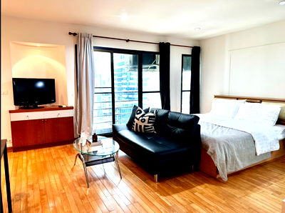 Condos for rent BTS Sala Daeng : Grand Regent. Studio 38sqm.  Line id: @pfagent