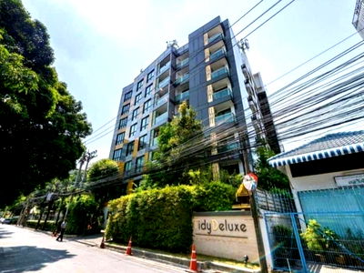 Condos for sale BTS Thong Lo (Thong Lor) : Tidy Deluxe Sukhumvit 34  Condo for sale near BTS Thonglor