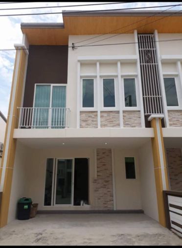 sss513 Townhome for sale in Golden Town Bangna-Kingkaew.