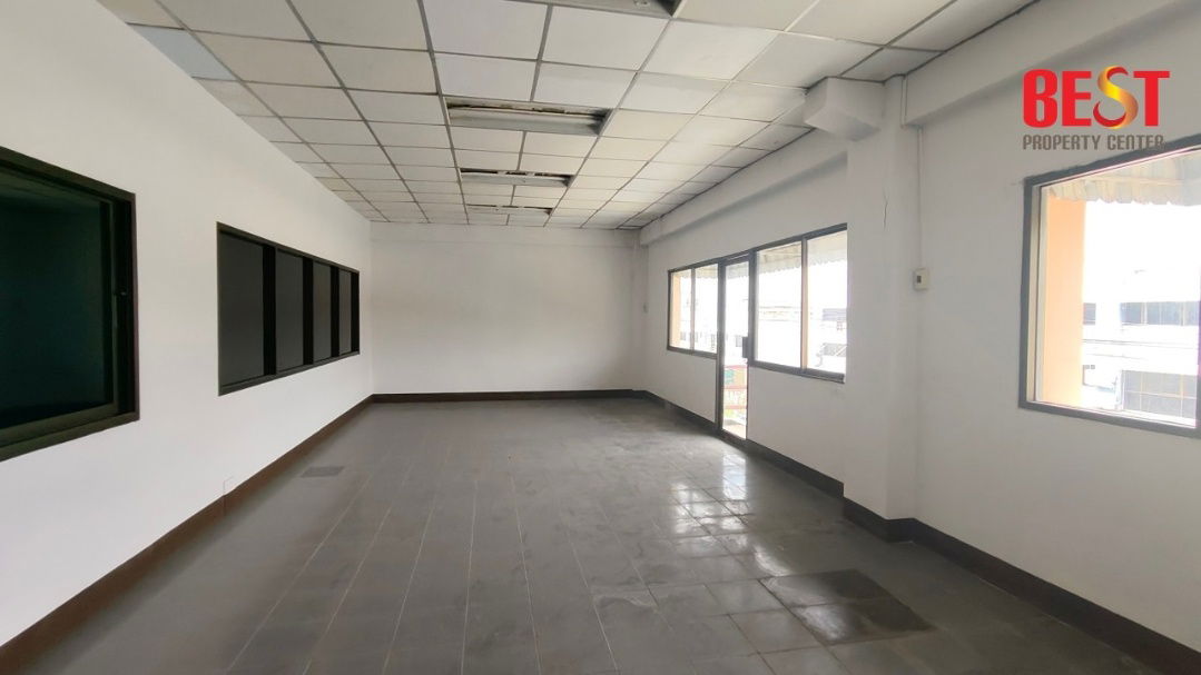 picture Modern 3-Storey Mini Factory for Sale – Prime Location Near Thepharak Road Samutprakarn - 13/22
