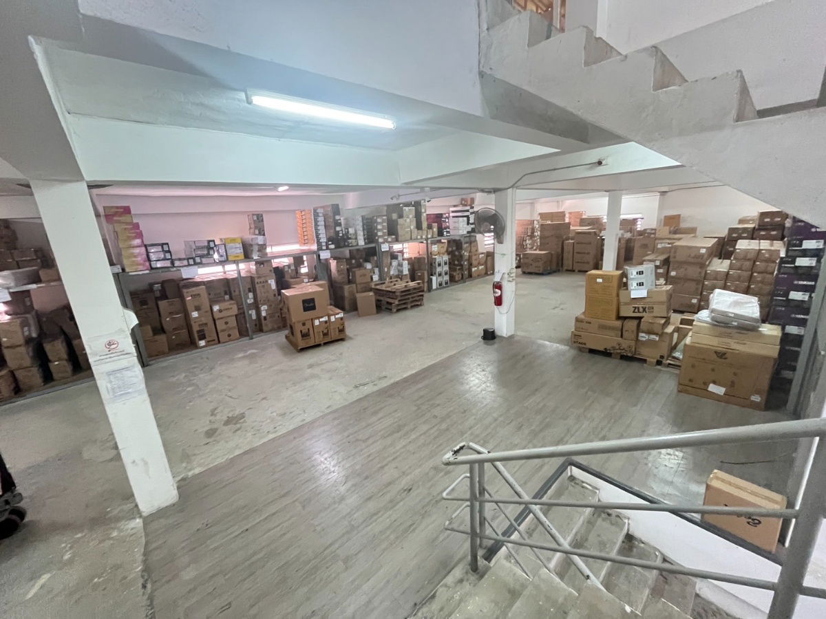 picture 4-Storey Office Building with Warehouse for Rent, Prime Location, On Nut 39 - 8/8