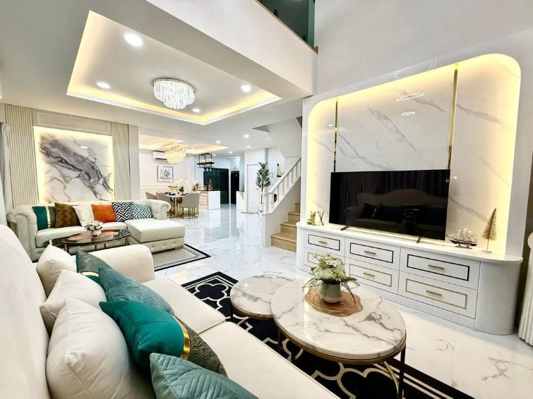 รูป ขายบ้านสวยหรู ทำเลทุ่งกลมตาหมัน พัทยา - รูปที่ 8/19
