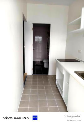 ขายคอนโด : ขายด่วน! คอนโด 2 ห้องนอน ราคาพิเศษ