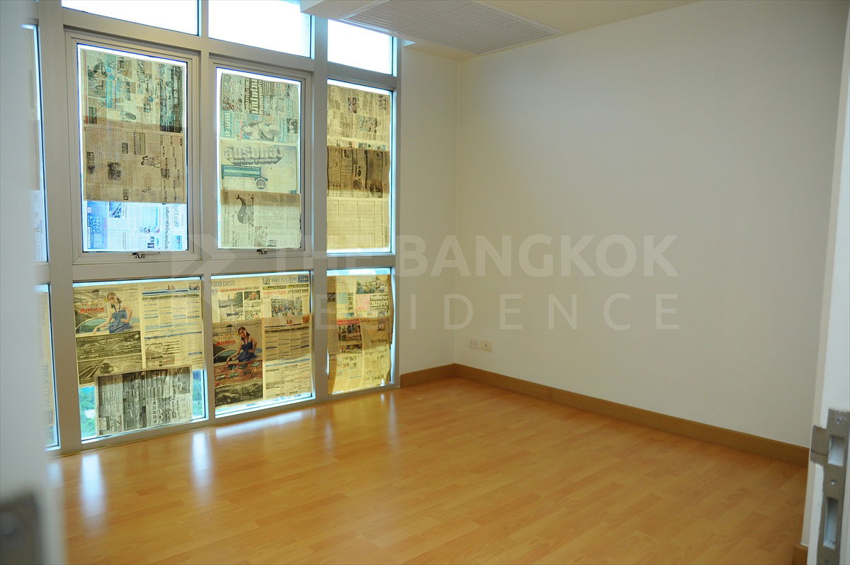 picture 🎯Spacious Unit,Ultimate Luxury Nusasiri Grand Condo near BTS Ekkamai - 4/14