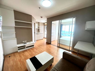 เช่าคอนโด เขตบางกอกน้อย : 💥💥ให้เช่าห้องพร้อมเฟอร์นิเจอร์โครงการ!! The Trust Residence Pinklao 1Bed ชั้น 24 มีแค่แอร์+น้ำอุ่น สอบถามได้ที่ LINE: @atfirm💥💥