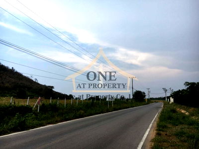 Land for sale Hua Hin Soi 112 : Land for sale, Hua Hin 112, Soi Hua Na 21, size 19 rai 59.6 sq wa, near Pineapple Valley Golf Club Hua Hin.