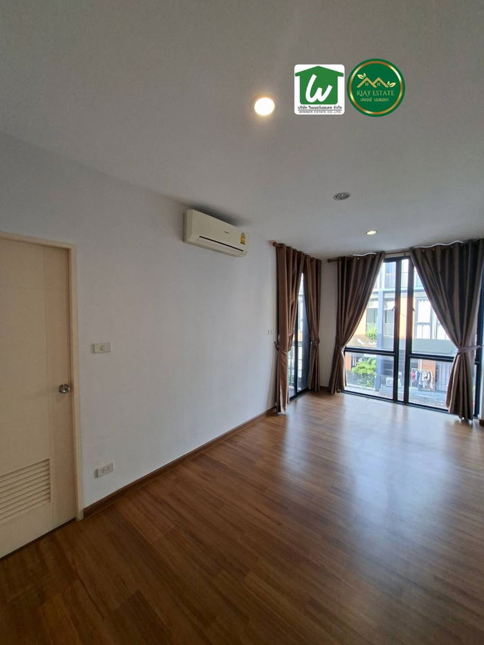 picture Selling a 3.5 -story townhome, HAUS 35 Chaeng Watthana comes in the Modern Loft style. Outstanding, unique, near BTS Srirat and Expressway.  - 11/23