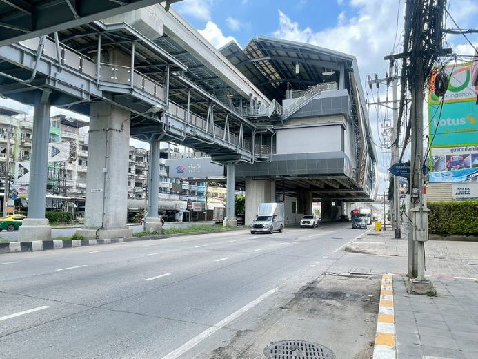 รูป ✨✨✨ขายด่วน! Home Office 106.2 ตร.ว.  🏢 หมู่บ้านลดาวัลย์ ศรีนครินทร์ (ซ.ศรีด่าน 14)  🚆 ติดถนนใหญ่ เดินเพียง 3 นาทีถึง MRT ศรีแบริ่ง - รูปที่ 4/21