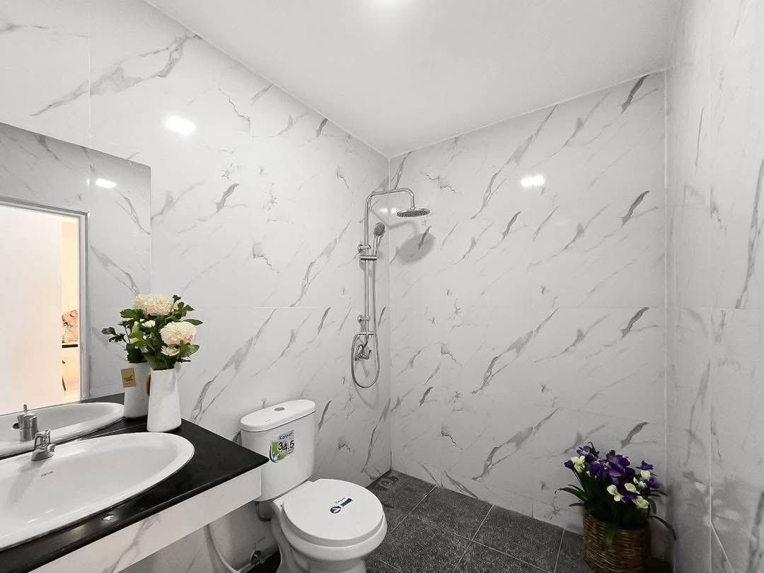 รูป  บ้านเดี่ยวให้เช่า – ห้วยใหญ่ 3 ห้องนอน 2 ห้องน้ำ ค่าเช่า 35,000 บาท/เดือน - รูปที่ 8/12