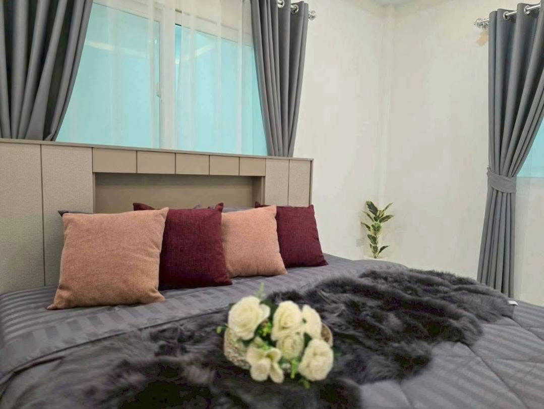 รูป  บ้านเดี่ยวให้เช่า – ห้วยใหญ่ 3 ห้องนอน 2 ห้องน้ำ ค่าเช่า 35,000 บาท/เดือน - รูปที่ 9/12