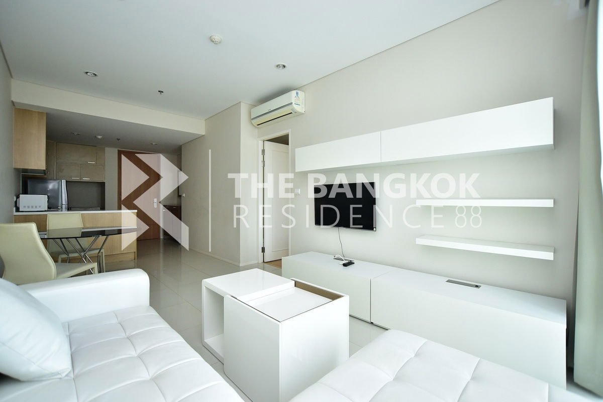 รูป   Villa Asoke ✨ ห้องสวย ราคาดี 💥 ใกล้ MRT เพชรบุรี  - รูปที่ 2/9