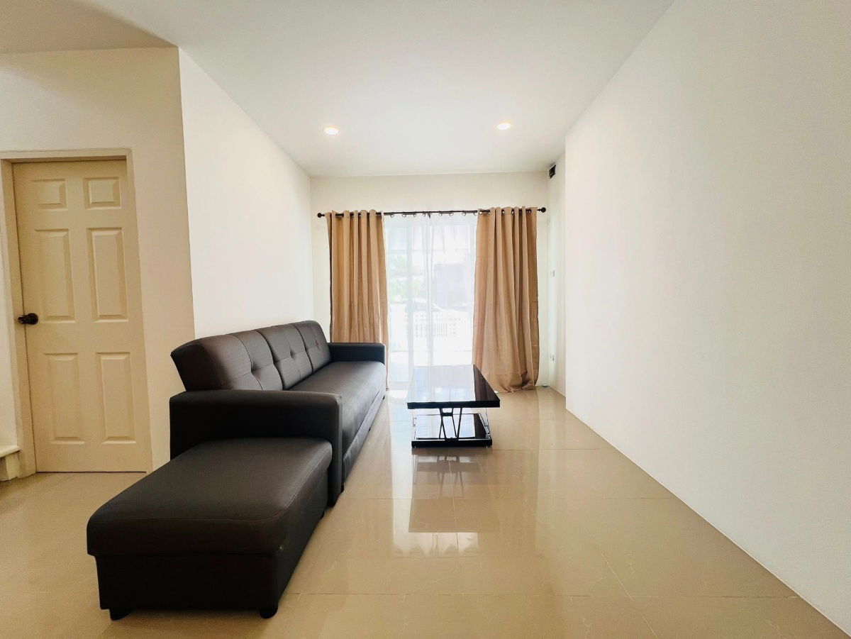 รูป 🏡 ให้เช่า บ้านรุ่งธนา 4 ท่ารั้ว ใกล้เมตามอลล์ และโรงเรียนนานาชาติ Mill Hill บ้านเช่าที่เข้าใจหัวใจคนรักสัตว์ 🐶🐱 - รูปที่ 8/18