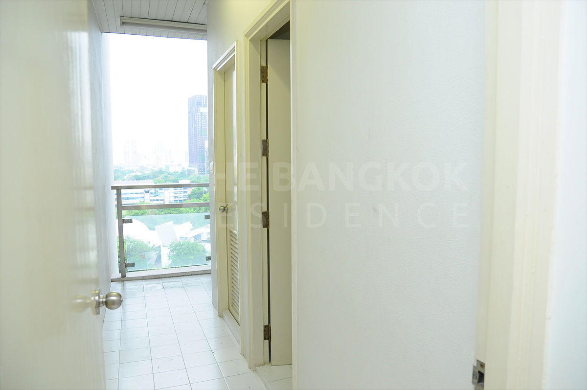 picture 🎯Spacious Unit,Ultimate Luxury Nusasiri Grand Condo near BTS Ekkamai - 7/14