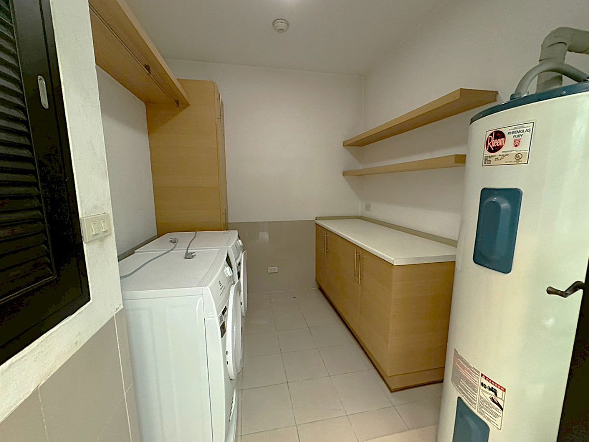 picture Luxury House with Private Swimming Pool in the Heart of Asoke ** NO CO-AGENT ** - 24/26