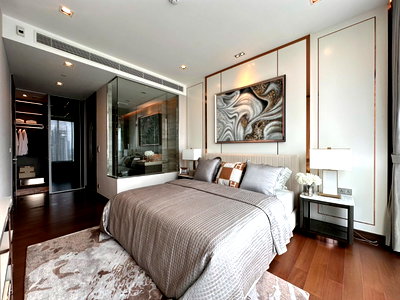 Condos for sale BTS Nana : for sale Q1 sukhumvit best price