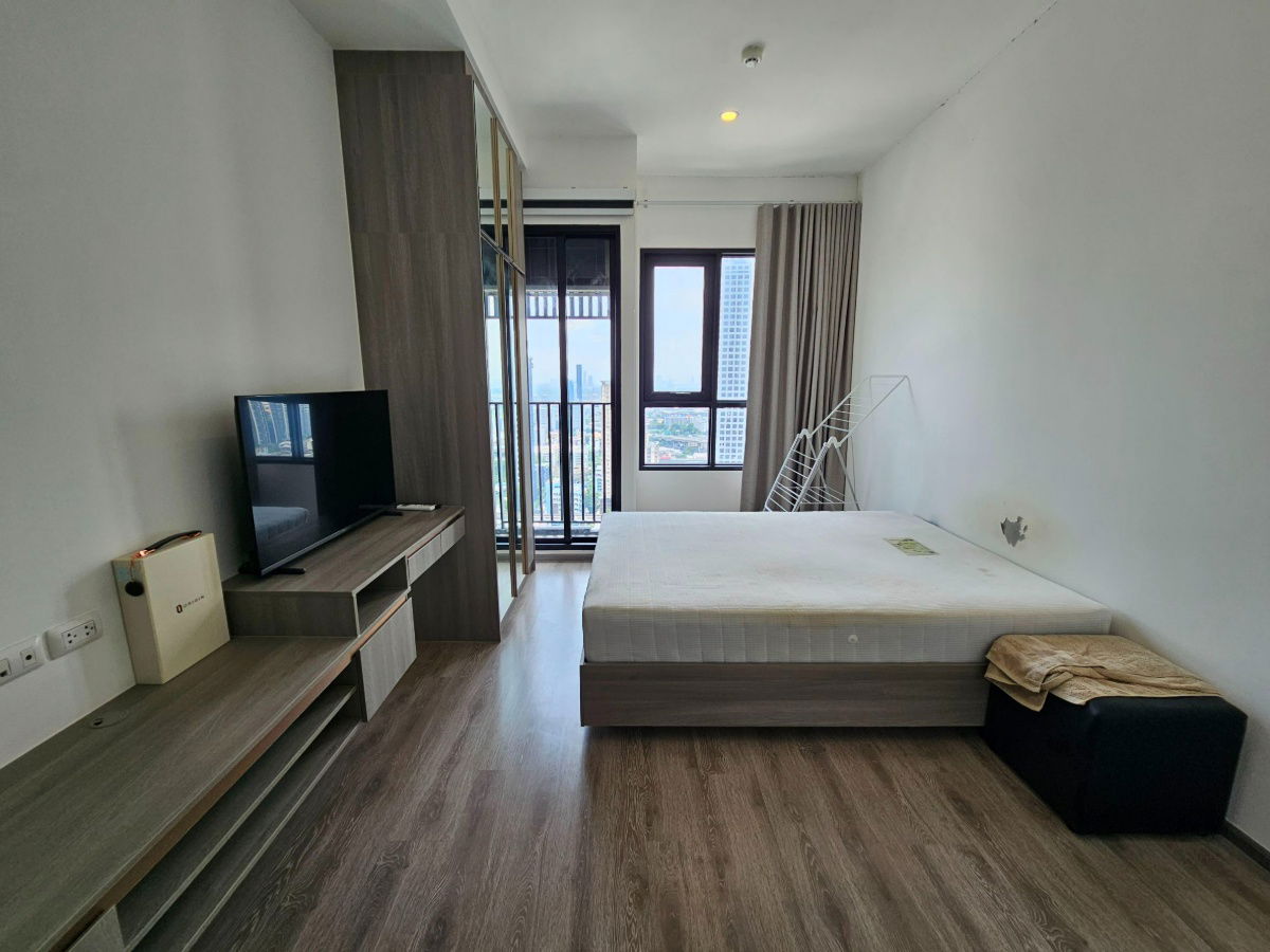 picture For Rent KnightsBridge Prime On Nut 33 floor size 22.74 sq m. - 9/24