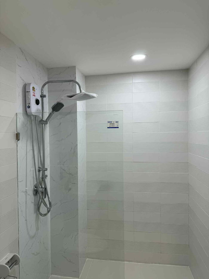 picture Newly renovated unit. with large room 46 sqm. The Iris Rama 9-Srinakkarin 2.49 MB. - 21/22