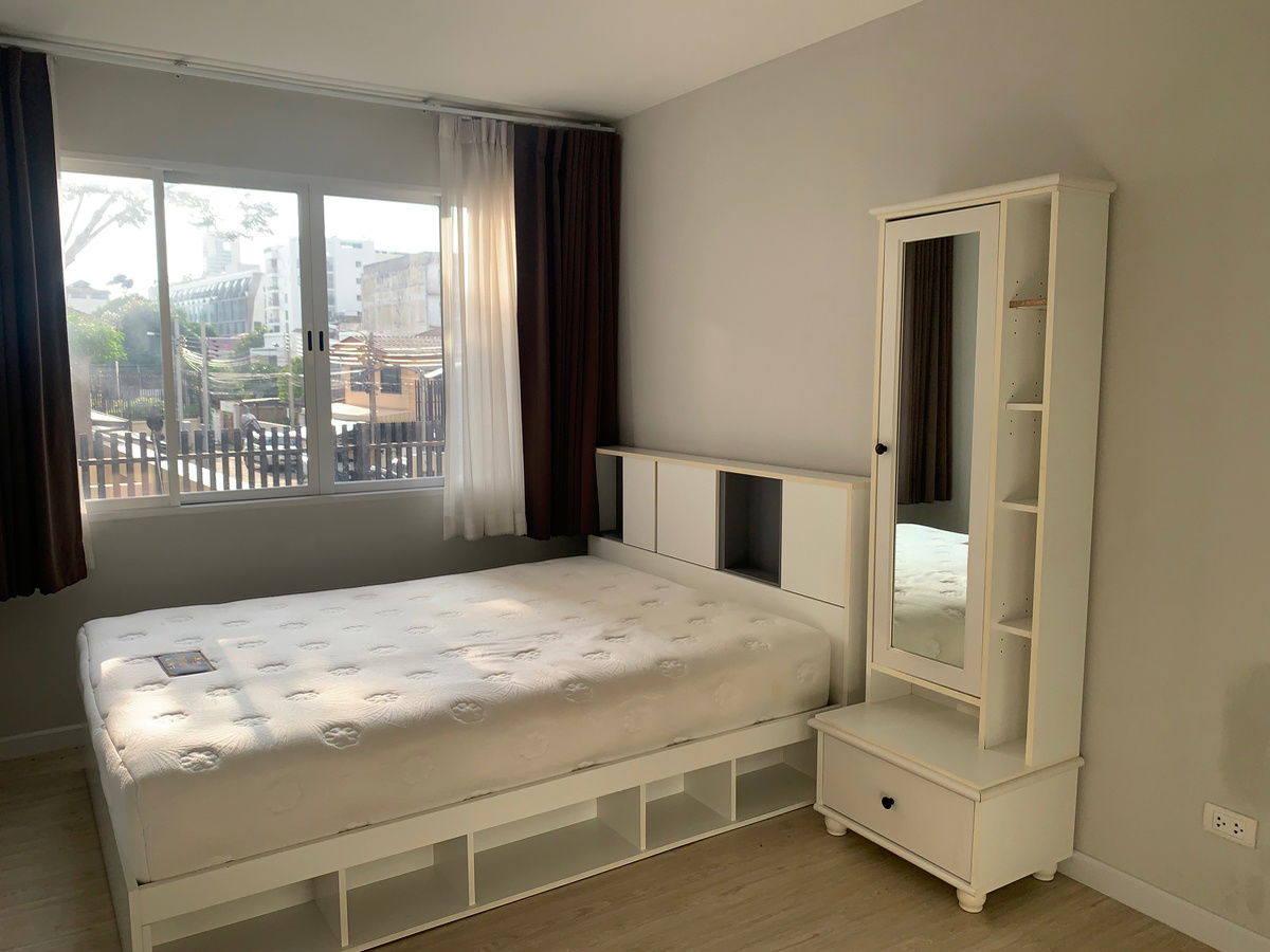 picture 📣 Ratchada 19 Condo for rent, 2 bedrooms, 1 bathroom, near MRT Ratchada and MRT Lat Phrao, only 700 meters, 8-minute walk,refrigerator, microwave, TV - 5/12