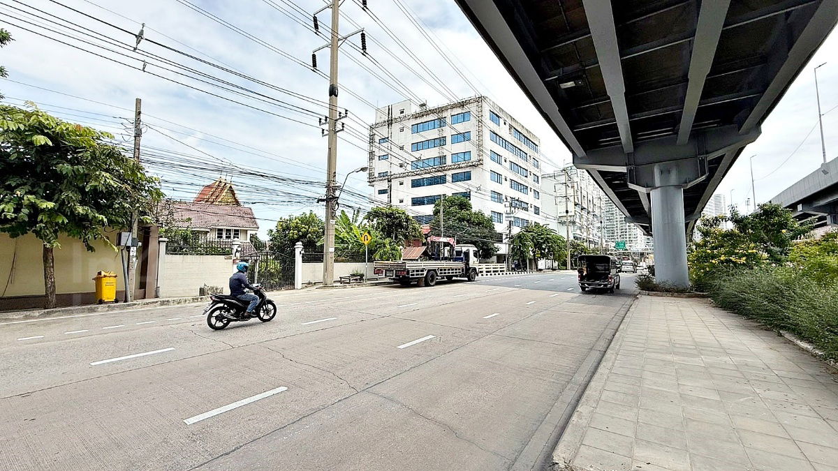 รูป ขายที่ดิน ริมถนนพระราม 3 ขนาด 100 ตร.ว. ราคา 450,000 บาท/ตร.ว. - รูปที่ 3/3