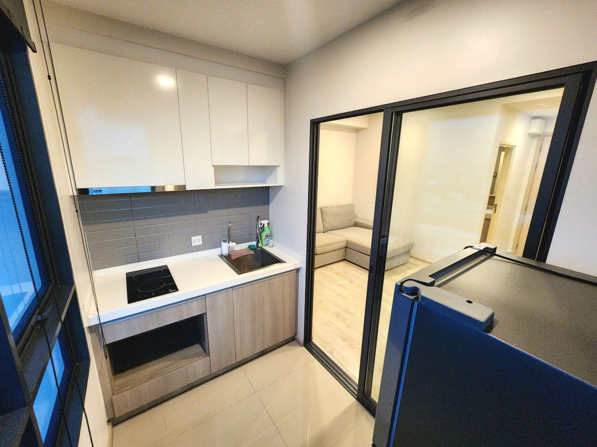 รูป ขายห้องมุม มี 3 ทิศ เหนือ ตะวันตก และทิศใต้ ขายพร้อมอยู่แล้วคอนโด ทำเลศิริราช The Tree จรัญ 30 **แบบ ห้องหายาก 1 ชั้น มี1 ห้อง  **โทนขาวมินิมอล - รูปที่ 30/44