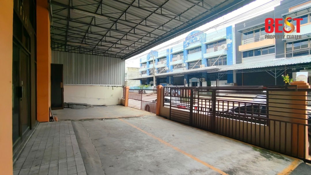 picture Modern 3-Storey Mini Factory for Sale – Prime Location Near Thepharak Road Samutprakarn - 21/22