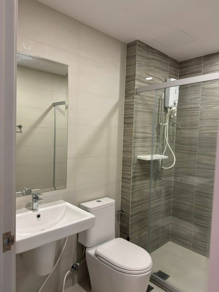 picture PFD-05738	 Condo for Rent: Supalai Veranda Ramkhamhaeng Schedule a viewing ■ Line: @propertyfinder		 - 10/11