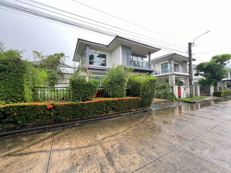 ขายบ้านเดี่ยว : Perfect Place รามคำแหง-สุวรรณภูมิ 2  (หลังริม เป็นส่วนตัว วิวสวน ร่มรื่น)