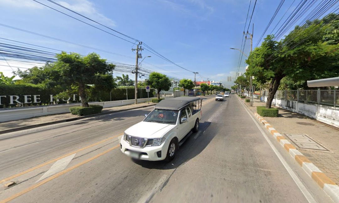 รูป ขายที่ดินเปล่าติดถนนใหญ่เฉลิมพระเกียรติร.9 ใกล้สวนหลวงร.9 - รูปที่ 3/4
