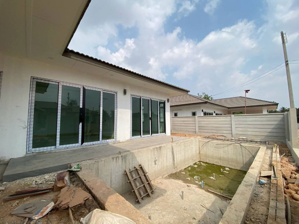 รูป ขายบ้านสวยทำเลทอง! สระว่ายน้ำส่วนตัว ห้วยใหญ่ พัทยา - รูปที่ 10/18