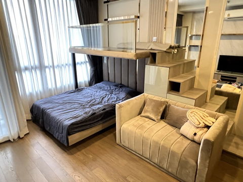 Park Origin Phayathai【𝐑𝐄𝐍𝐓】🔥Cool modern design, open space, fully furnished🔥  Contact Line ID: @hacondo