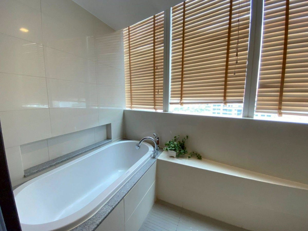 picture LTH13116RE - Millennium Residence FOR SALE 2 beds 2 baths Size 128 Sq.M.Near BTS Asok stations ONLY 22 MB - 9/11