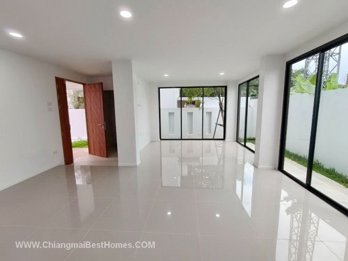 รูป ขายบ้านสร้างใหม่ Aileen2 – ตรงข้าม Global House เวียงกุมกาม ถูกกว่าหลังอื่นในระแวกเดียวกัน ไม่ต้องเสียเวลารอสร้าง พร้อมเข้าอยู่ได้เลย - รูปที่ 3/25