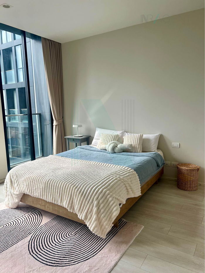 picture 🚩 For Rent Condo NOBLE PLOENCHIT Building ฺC, Floor 35,1 bed room, Room size 50.00 sqm - 1/8