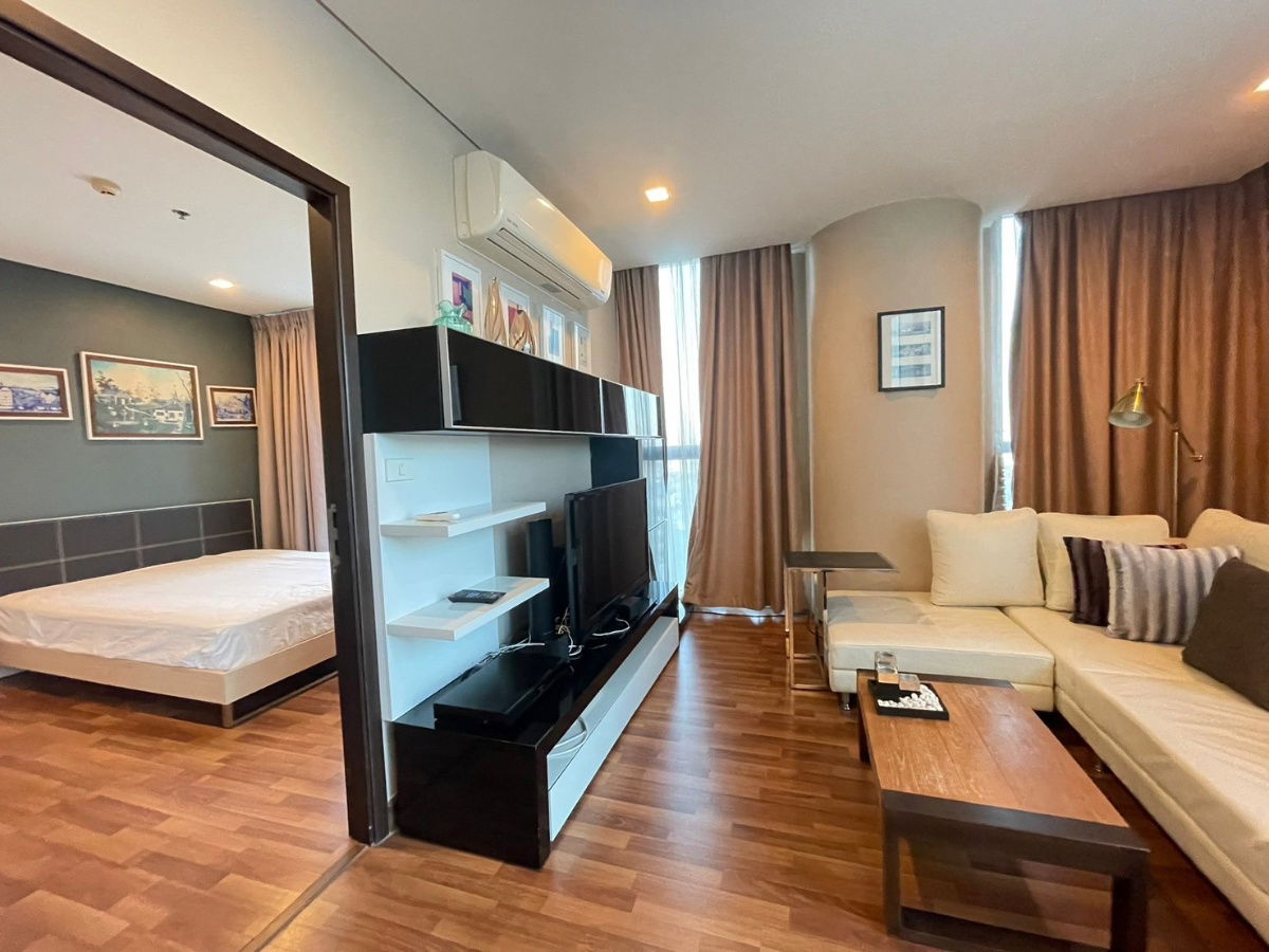picture Le Luk | 1 Bedroom Nice Furnisherd and Good Location near BTS Prakanong & W District - 1/9