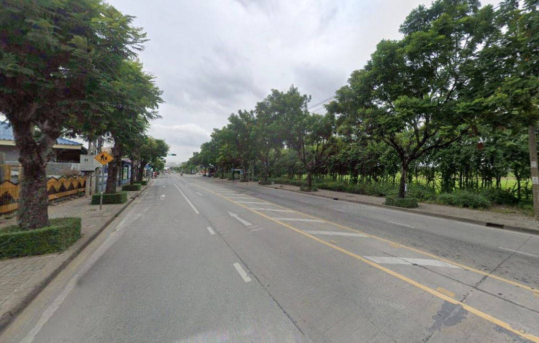 รูป ขายที่ดินเปล่าติดถนนใหญ่เฉลิมพระเกียรติร.9 ใกล้สวนหลวงร.9 - รูปที่ 2/4